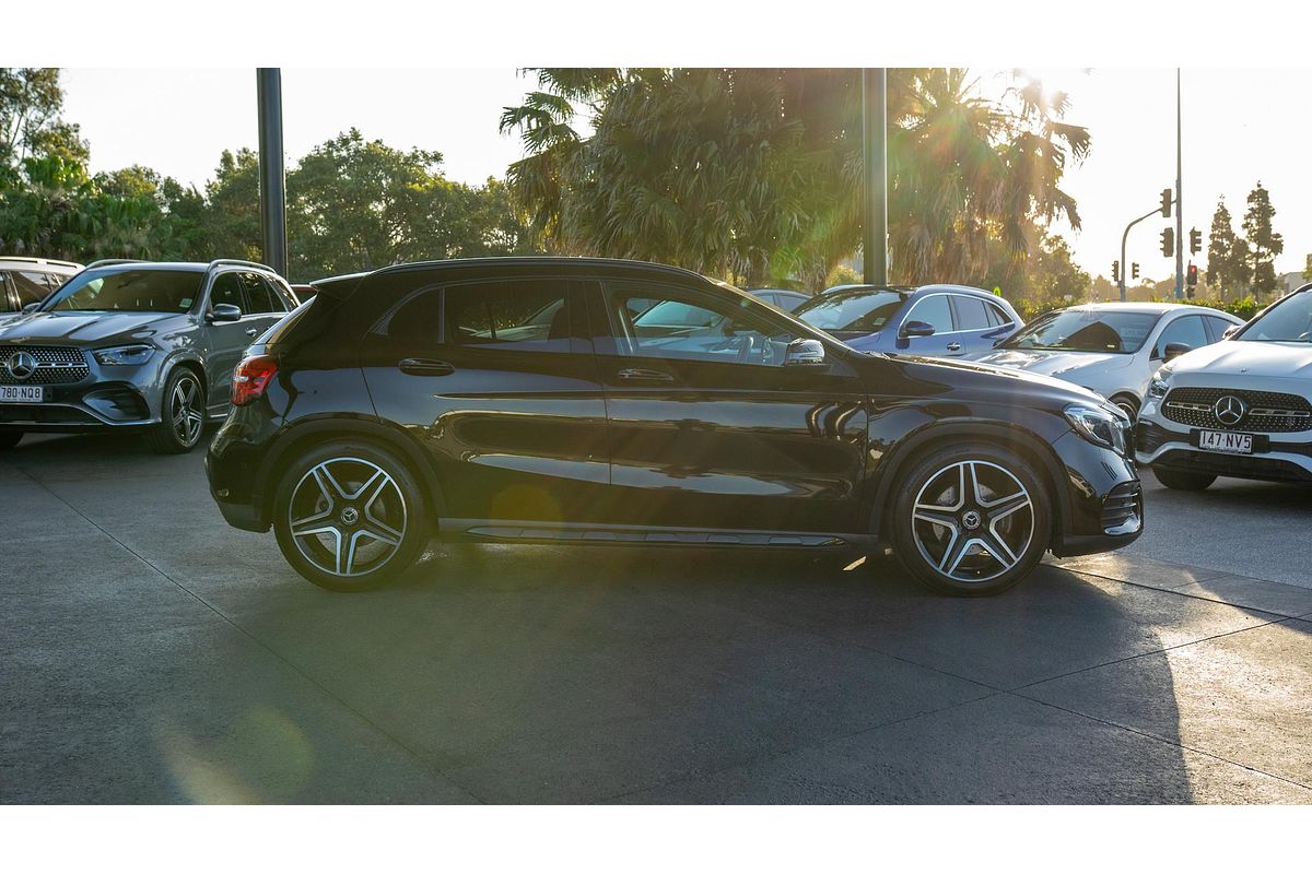 2017 Mercedes-Benz GLA-Class GLA250 X156