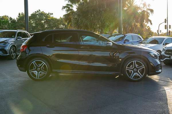 2017 Mercedes-Benz GLA-Class GLA250 X156