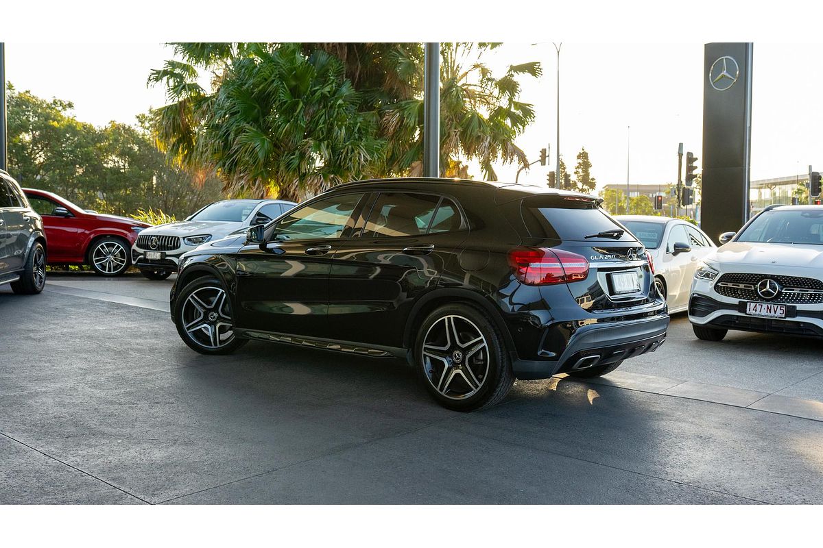 2017 Mercedes-Benz GLA-Class GLA250 X156