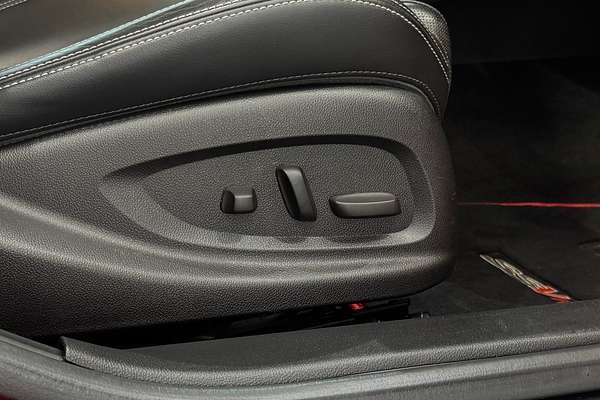 2017 Holden Commodore SS-V REDLINE VF II