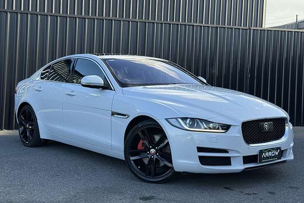 2015 Jaguar XE 20t Prestige X760