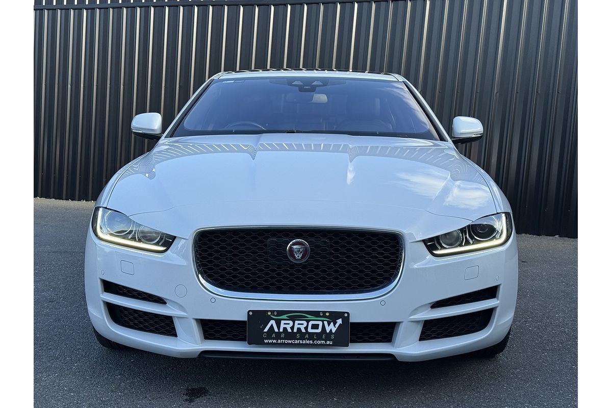 2015 Jaguar XE 20t Prestige X760
