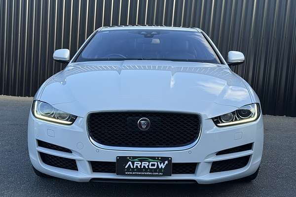 2015 Jaguar XE 20t Prestige X760