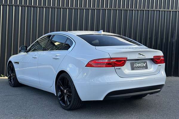 2015 Jaguar XE 20t Prestige X760