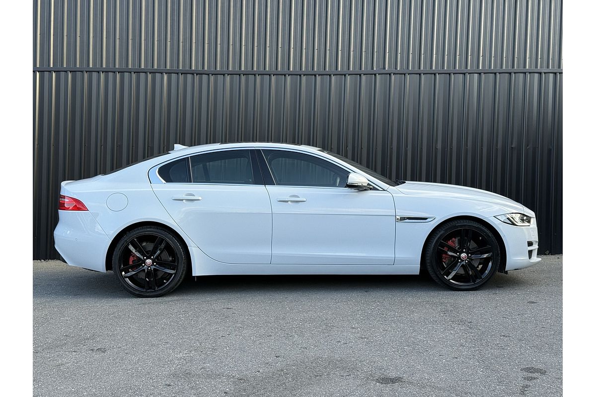 2015 Jaguar XE 20t Prestige X760