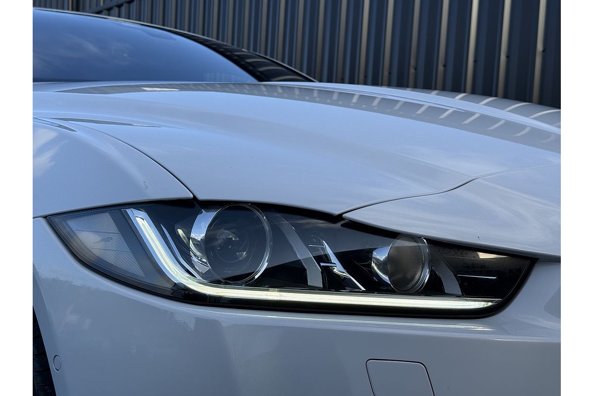 2015 Jaguar XE 20t Prestige X760