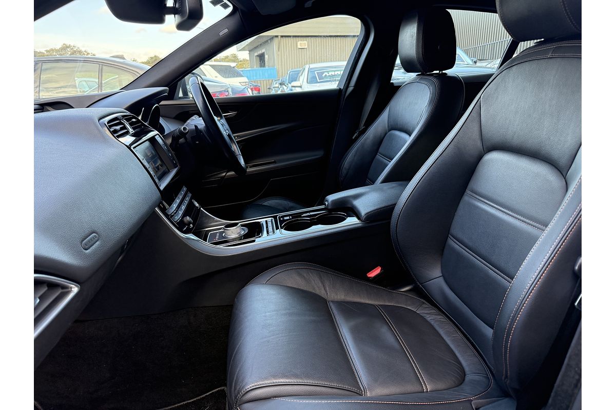 2015 Jaguar XE 20t Prestige X760