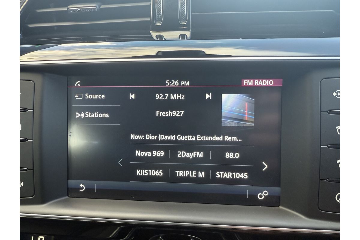 2015 Jaguar XE 20t Prestige X760