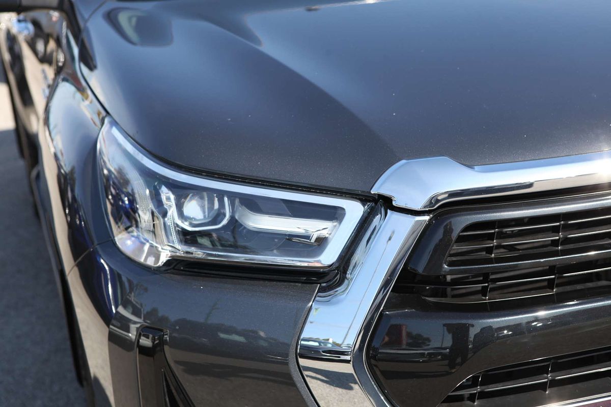 2020 Toyota Hilux SR5 GUN126R 4X4