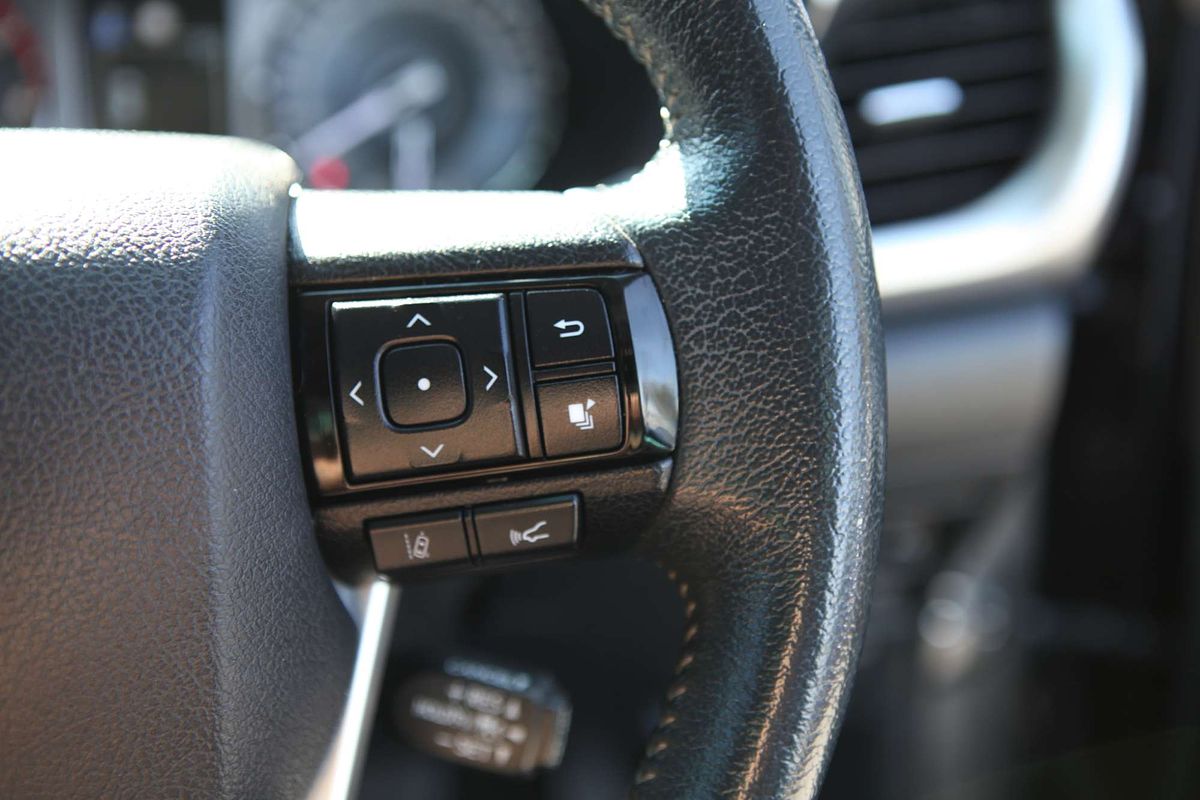 2020 Toyota Hilux SR5 GUN126R 4X4