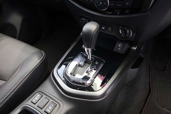 2025 Nissan Navara PRO-4X D23 4X4