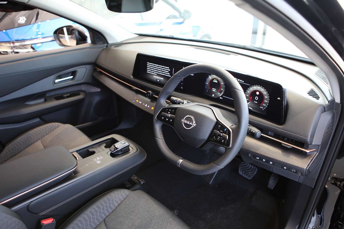2025 Nissan Ariya Advance FE0
