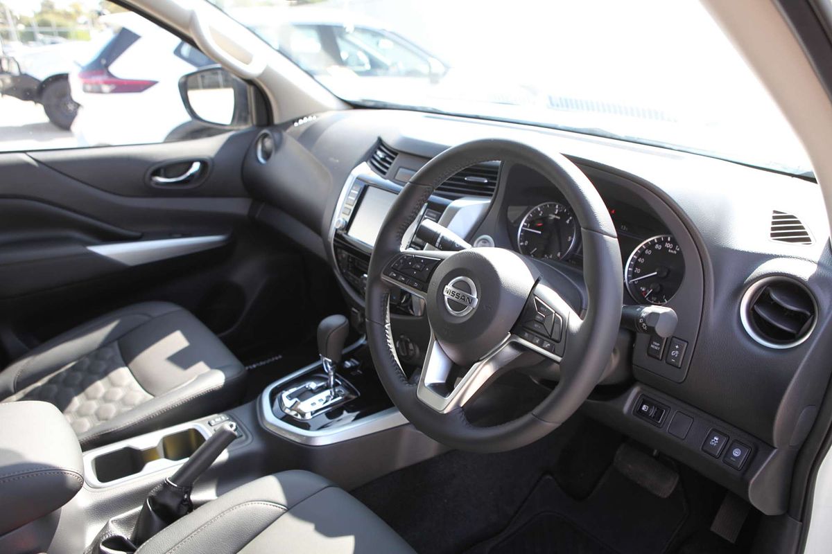 2025 Nissan Navara ST-X D23 4X4