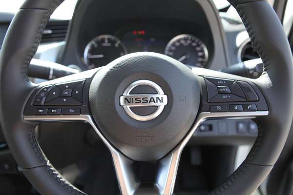 2025 Nissan Navara ST-X D23 4X4