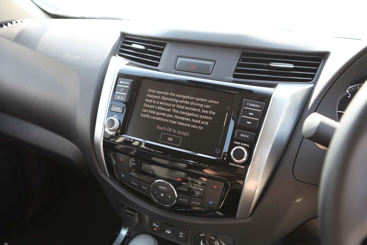 2025 Nissan Navara ST-X D23 4X4