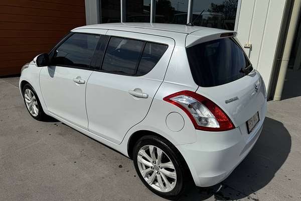 2014 Suzuki Swift GL Navigator FZ