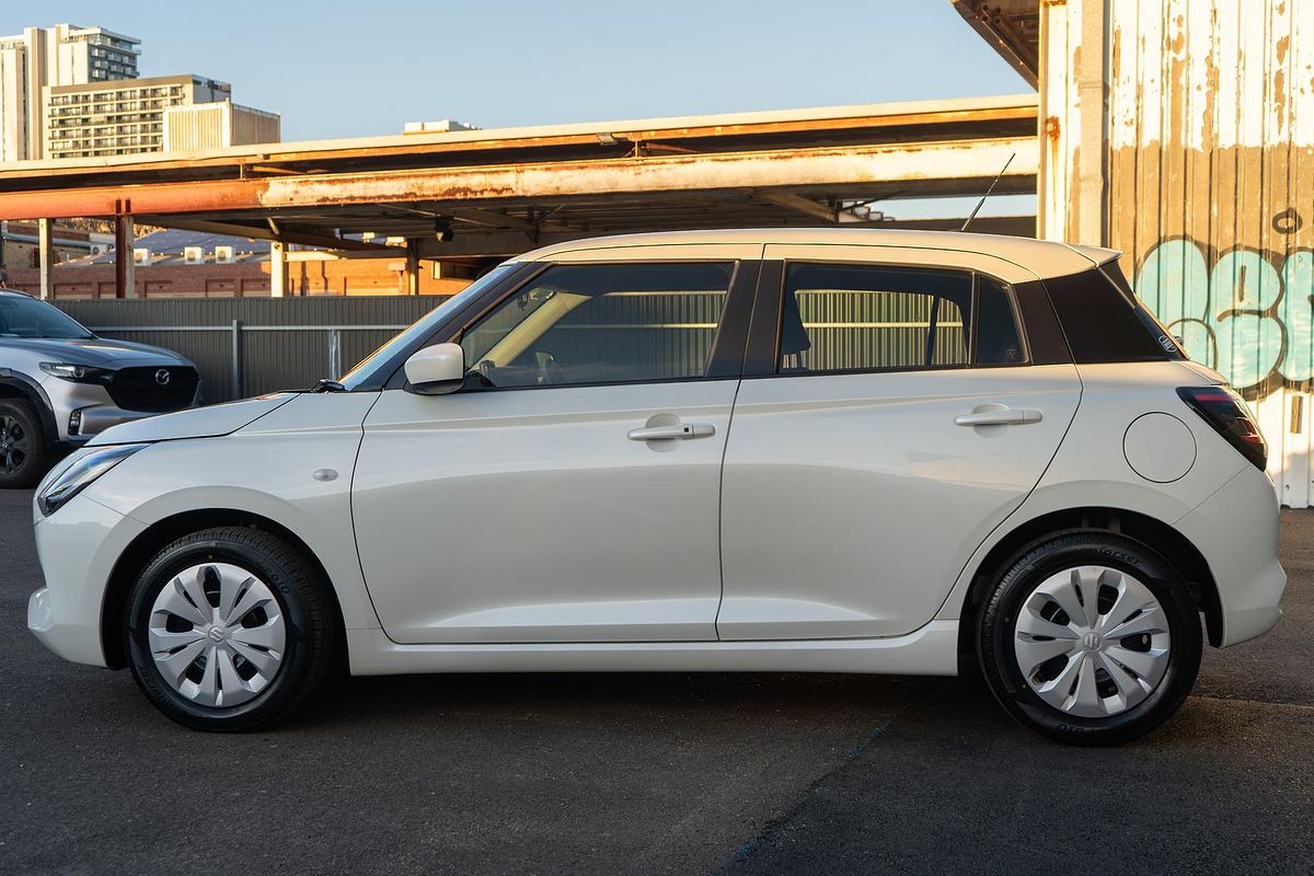 2024 Suzuki Swift Hybrid UZ
