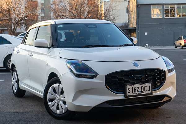 2024 Suzuki Swift Hybrid UZ