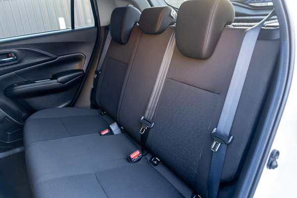 2024 Suzuki Swift Hybrid UZ