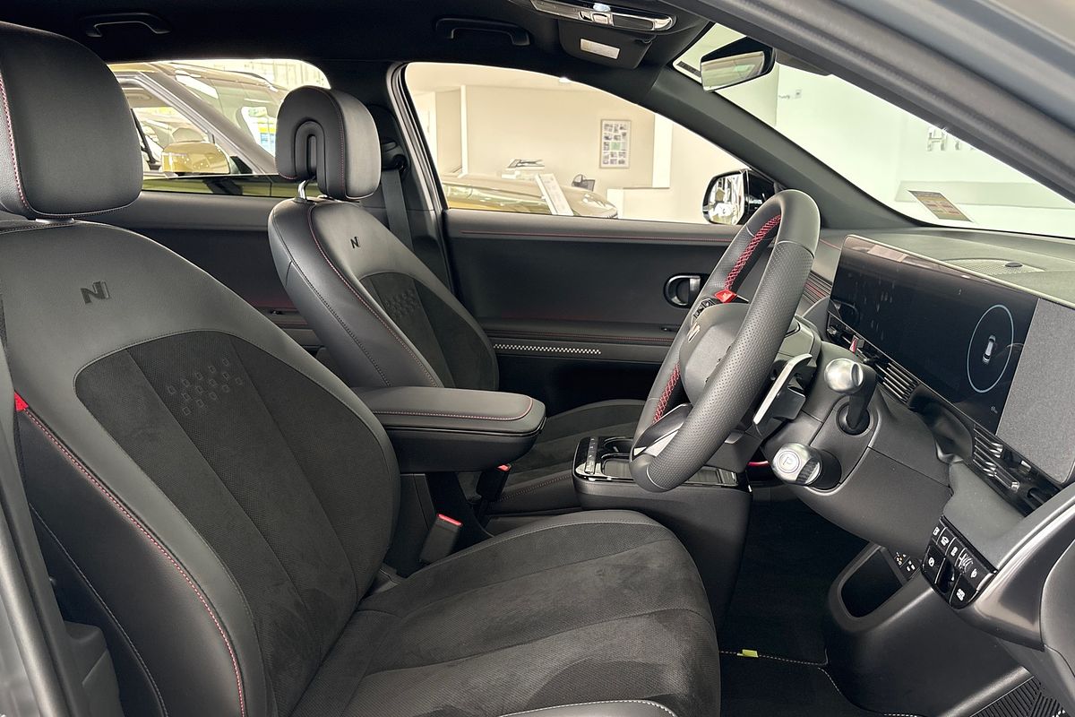 2024 Hyundai IONIQ 5 DYNAMIQ N Line NE.V5