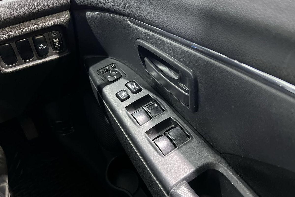 2019 Mitsubishi ASX ES XD