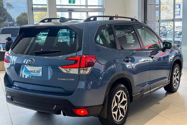 2023 Subaru Forester 2.5i 50 Years Edition S5