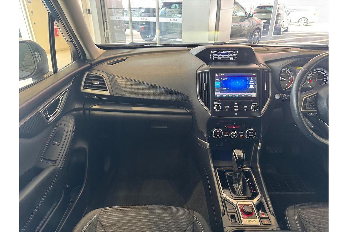 2023 Subaru Forester 2.5i 50 Years Edition S5