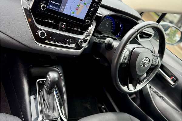 2019 Toyota Corolla SX Hybrid ZWE211R