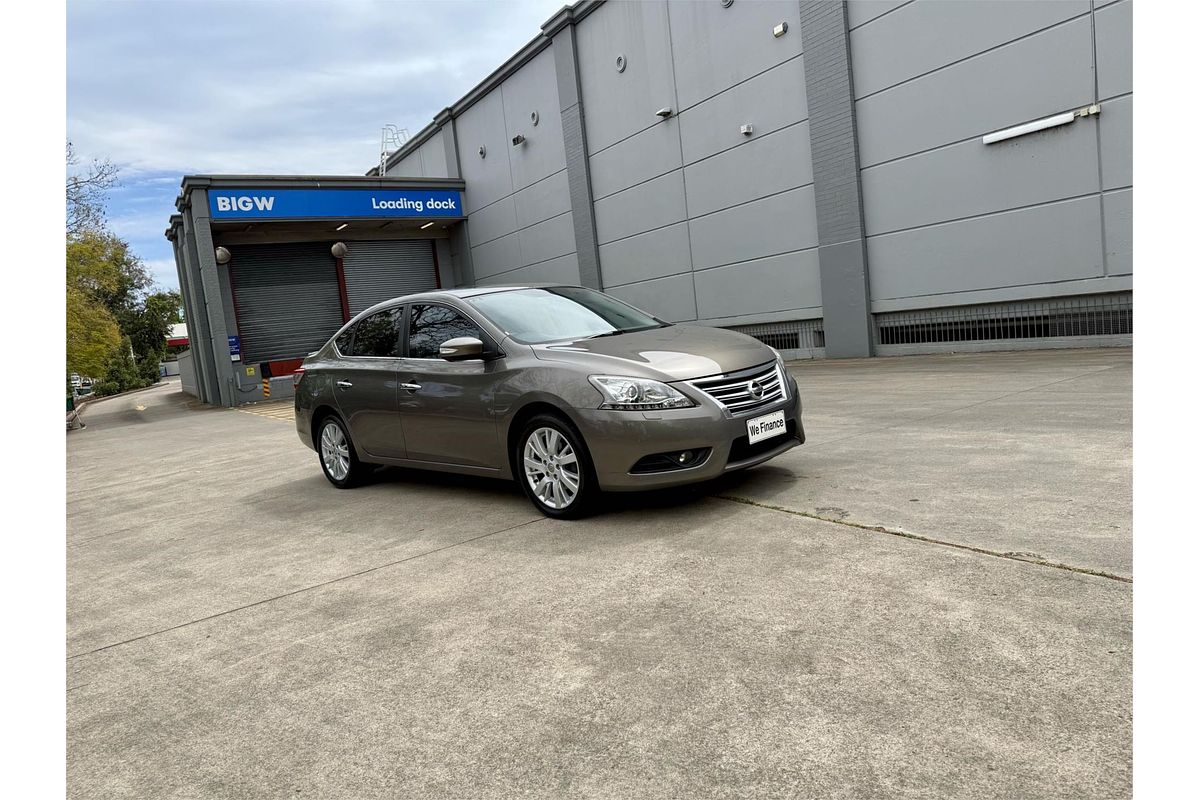 2013 Nissan Pulsar Ti B17