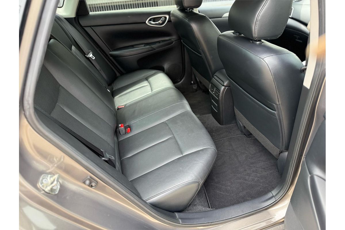 2013 Nissan Pulsar Ti B17