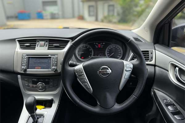 2013 Nissan Pulsar Ti B17