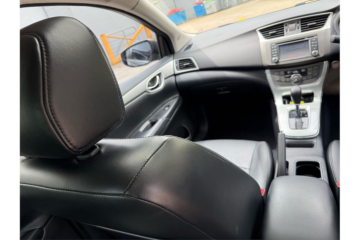 2013 Nissan Pulsar Ti B17