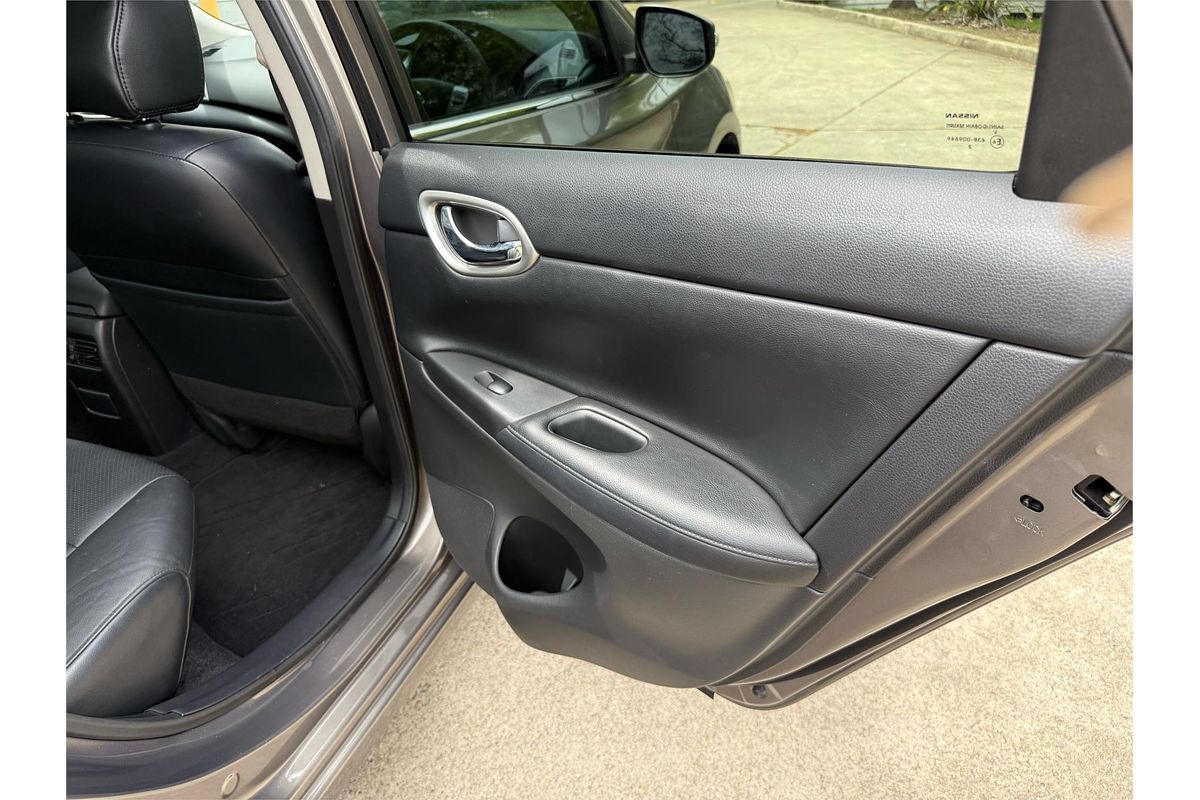 2013 Nissan Pulsar Ti B17