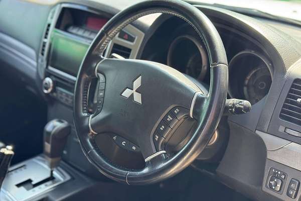 2017 Mitsubishi Pajero GLX NX