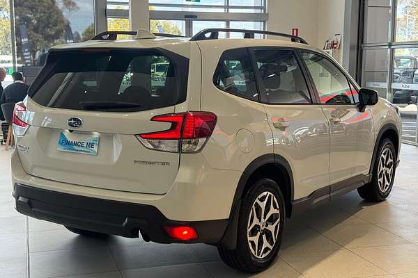 2023 Subaru Forester 2.5i 50 Years Edition S5