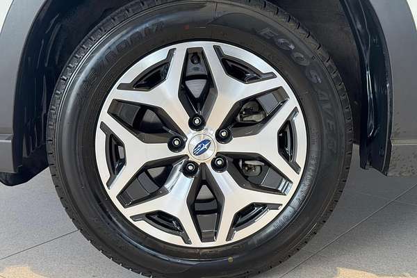 2023 Subaru Forester 2.5i 50 Years Edition S5