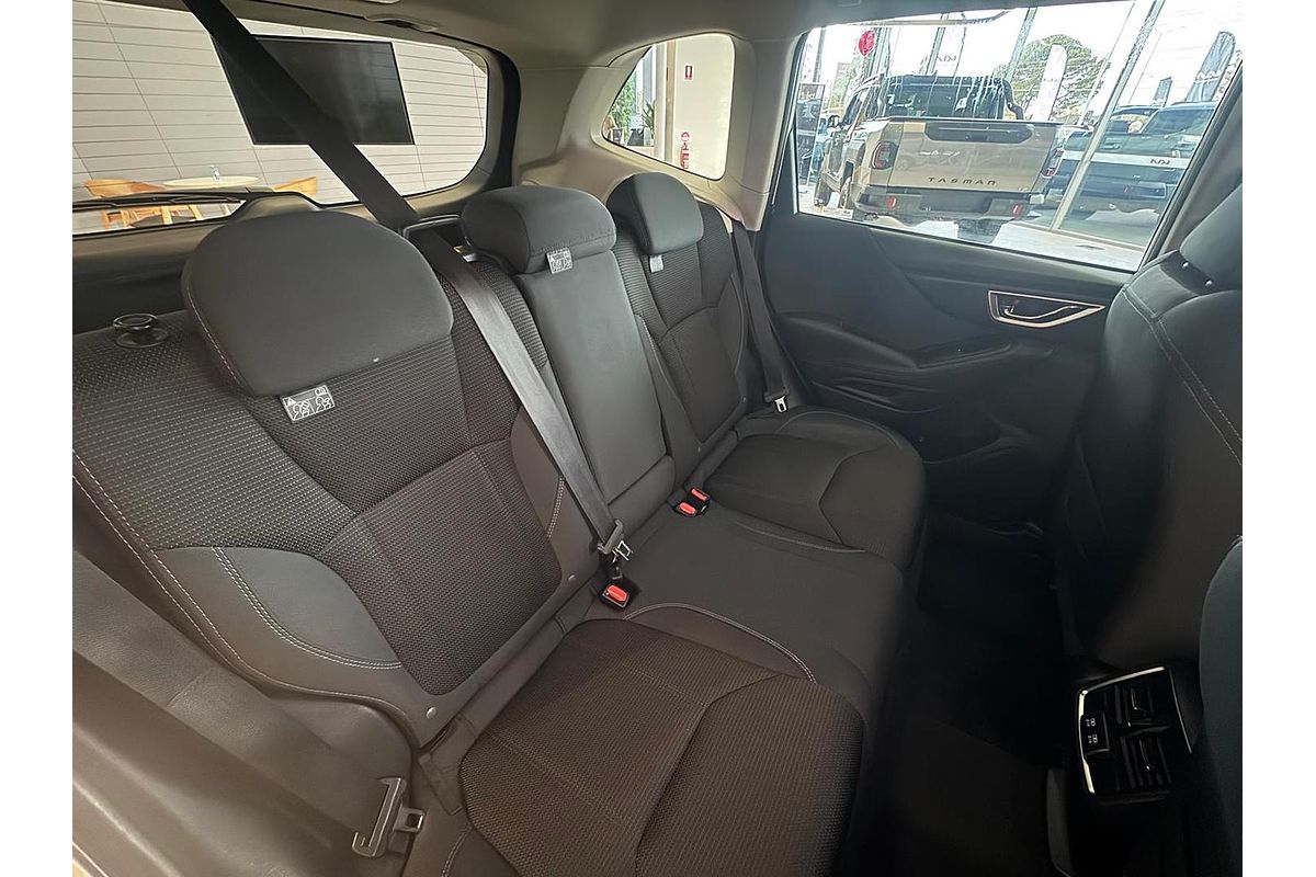 2023 Subaru Forester 2.5i 50 Years Edition S5