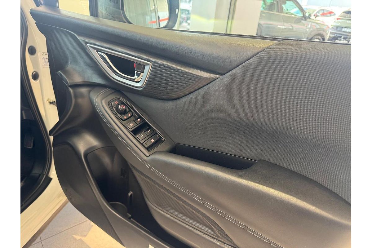 2023 Subaru Forester 2.5i 50 Years Edition S5