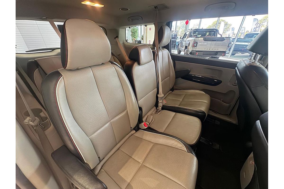 2019 Kia Carnival Platinum YP
