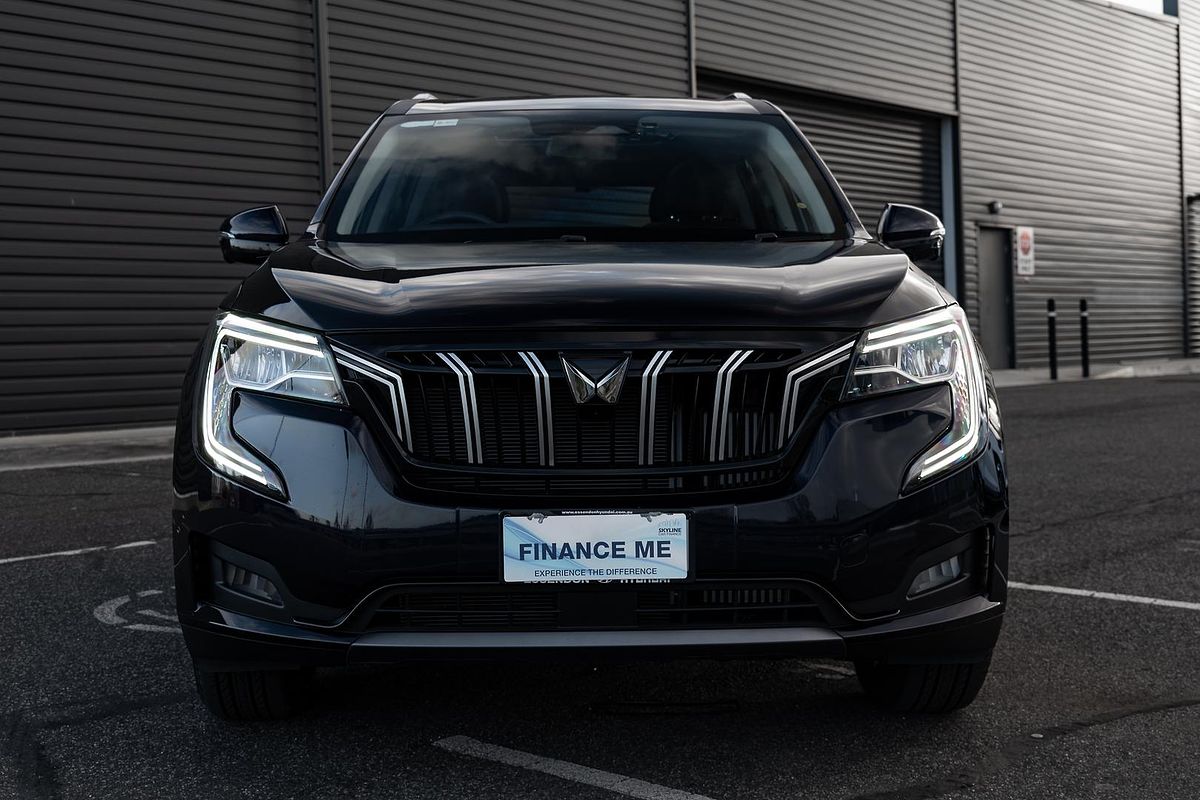 2025 Mahindra XUV700 AX7L