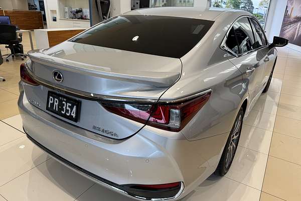 2019 Lexus ES ES300h Sports Luxury AXZH10R