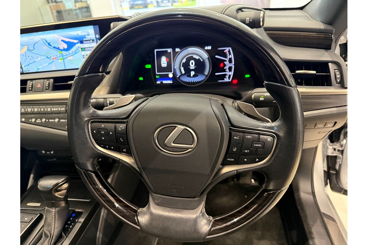 2019 Lexus ES ES300h Sports Luxury AXZH10R
