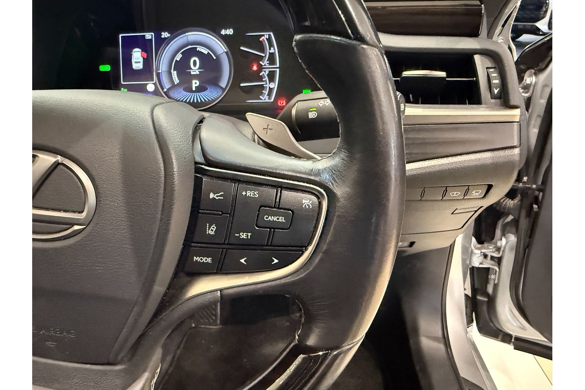 2019 Lexus ES ES300h Sports Luxury AXZH10R
