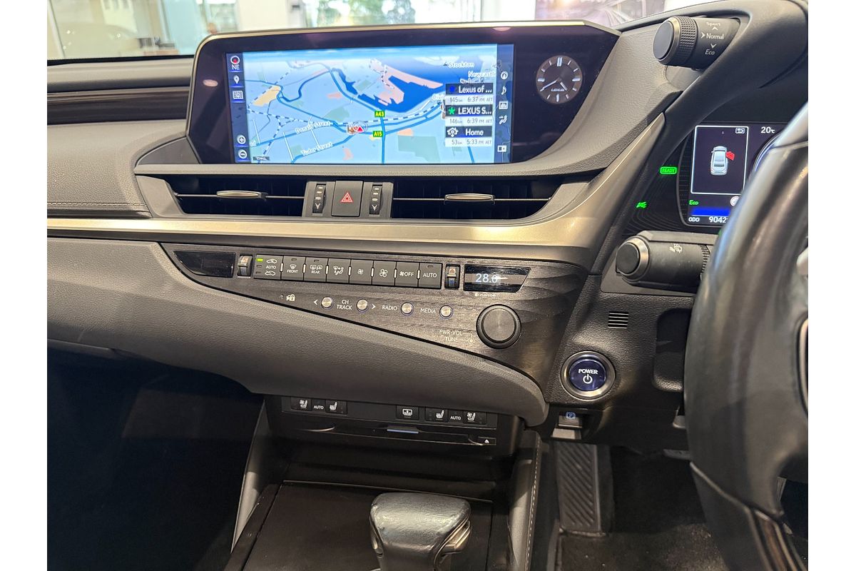 2019 Lexus ES ES300h Sports Luxury AXZH10R