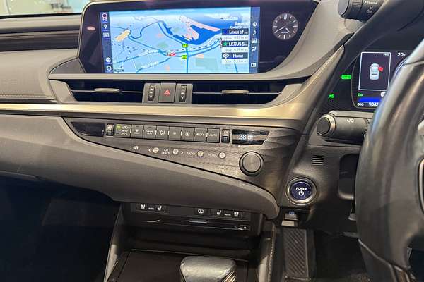 2019 Lexus ES ES300h Sports Luxury AXZH10R