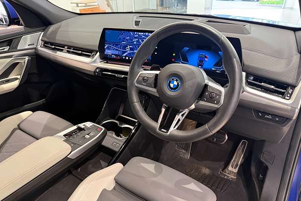 2024 BMW iX2 xDrive30 M Sport U10