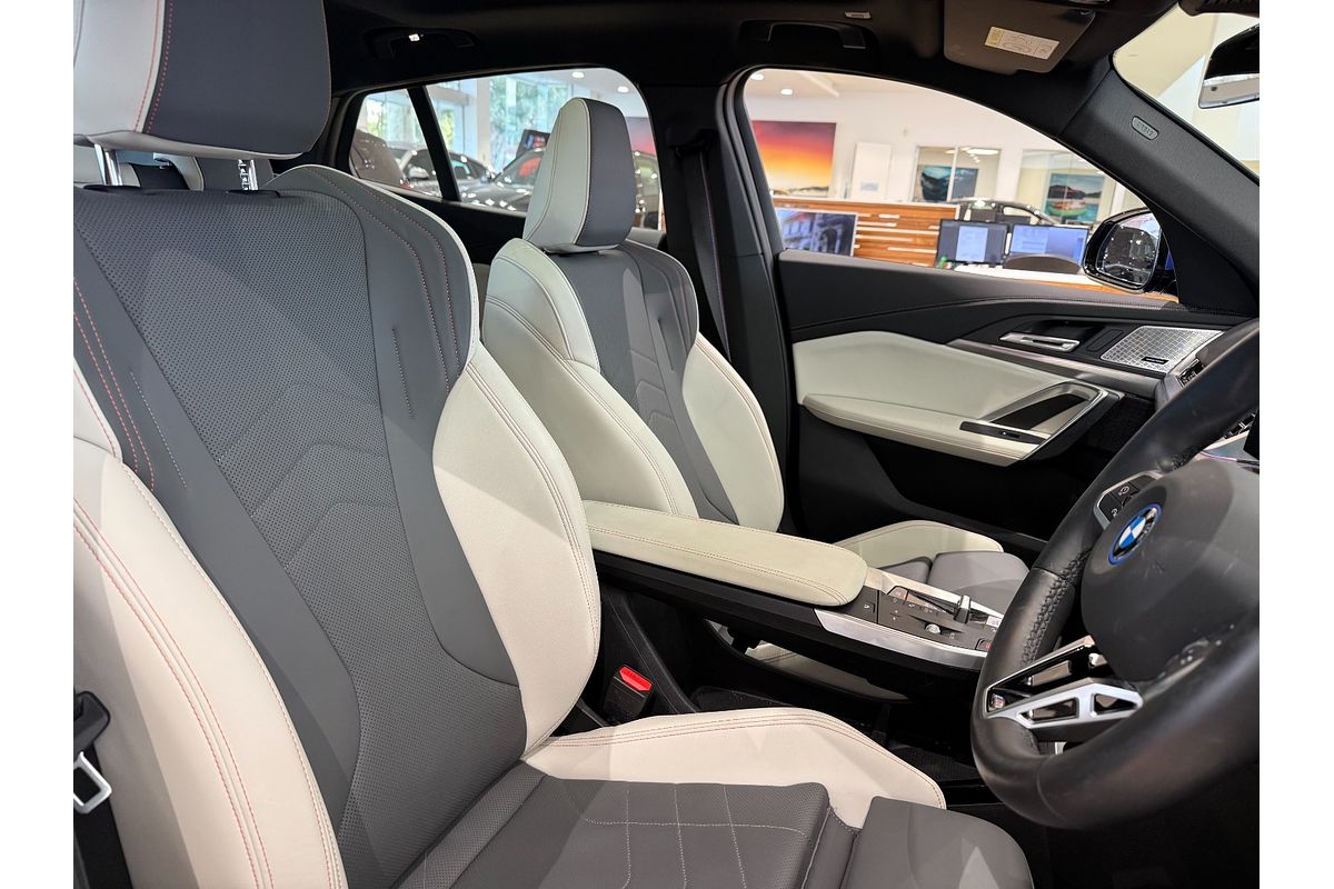 2024 BMW iX2 xDrive30 M Sport U10