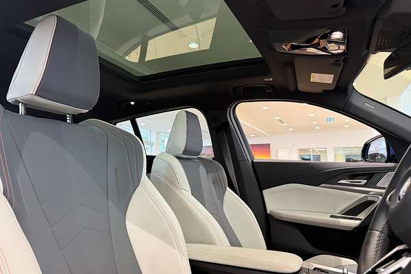 2024 BMW iX2 xDrive30 M Sport U10