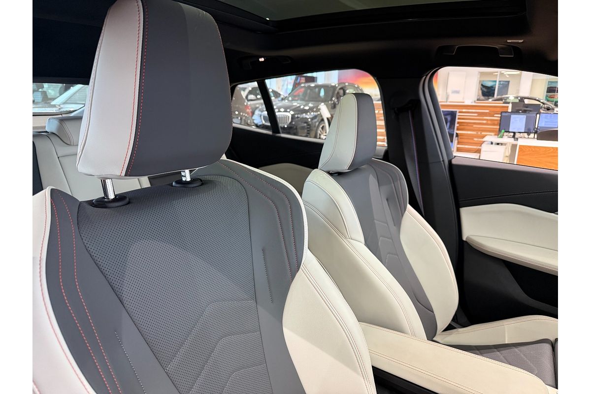 2024 BMW iX2 xDrive30 M Sport U10