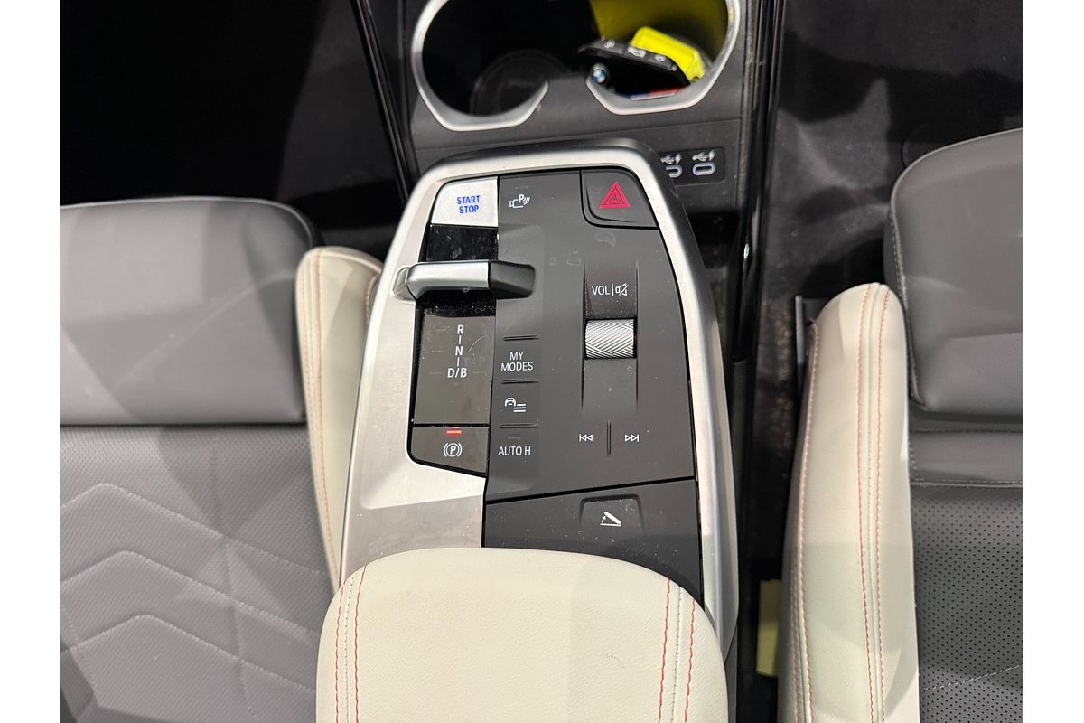 2024 BMW iX2 xDrive30 M Sport U10